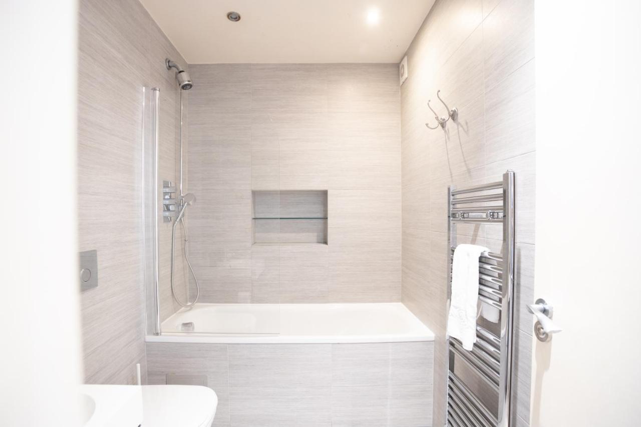 Perfect For Business & Corporate Stays - Three Bed With City View Shoreditch London Exterior photo
